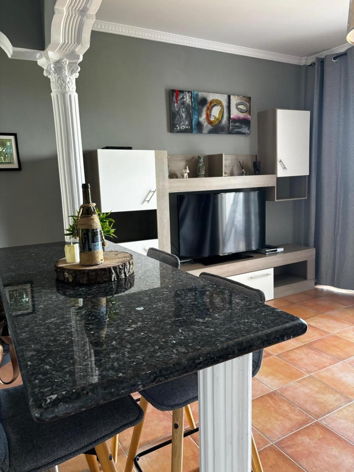 Apartamento Hans San Antonio  Exteriör bild